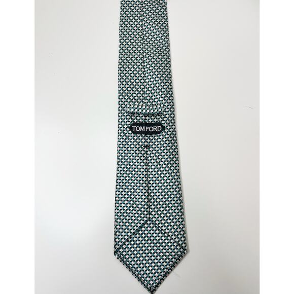 Tom Ford Aqua Silk Tie – MoMosCloset Tom Ford Aqua Silk Tie